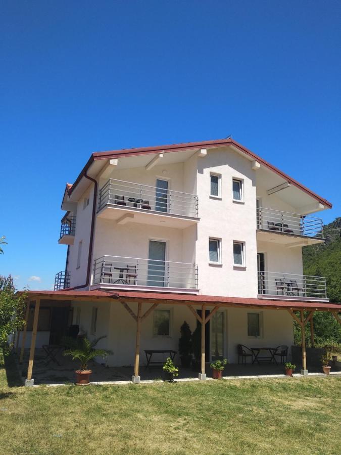 The Brothers Villa Hotel Ohri Dış mekan fotoğraf